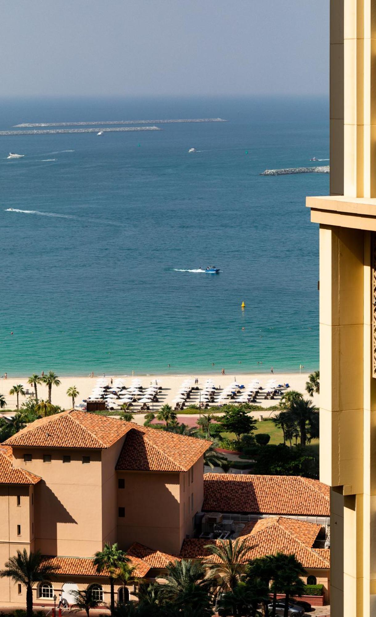 Apartamento Happy Academia Jbr Dubái Exterior foto